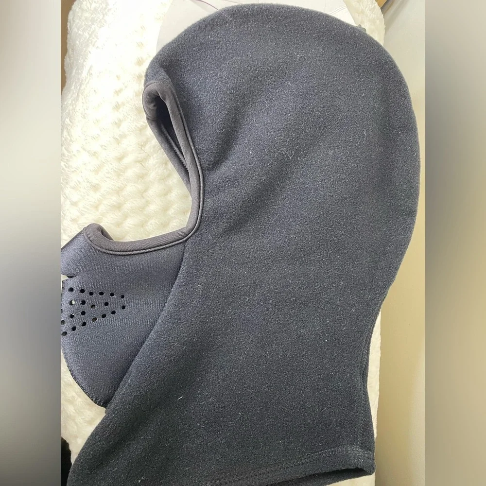 Seirus Innovatio Combo Cagoule Fleece hood Face Mask Black blocks wind & cold